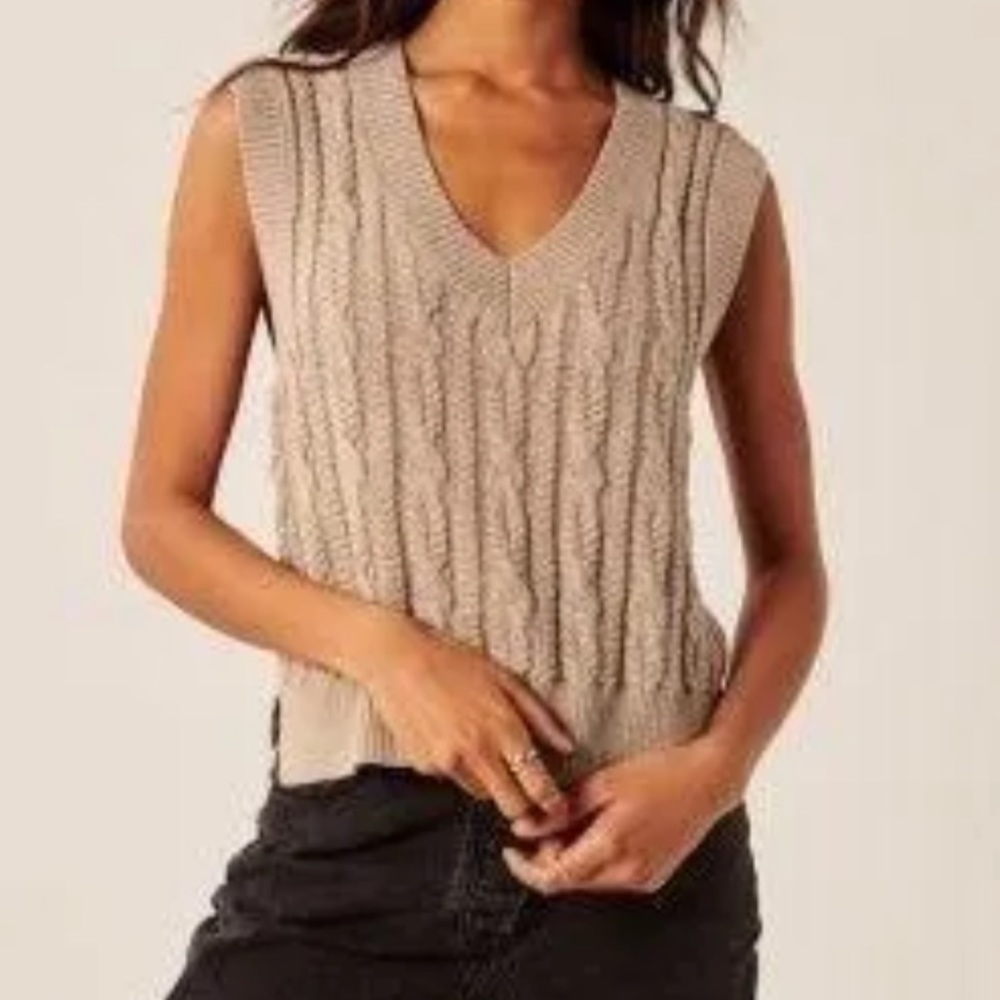 Abercrombie and Fitch Sweater Vest